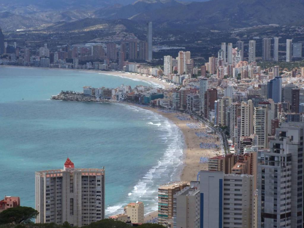 Hotel Iris Benidorm Exterior foto